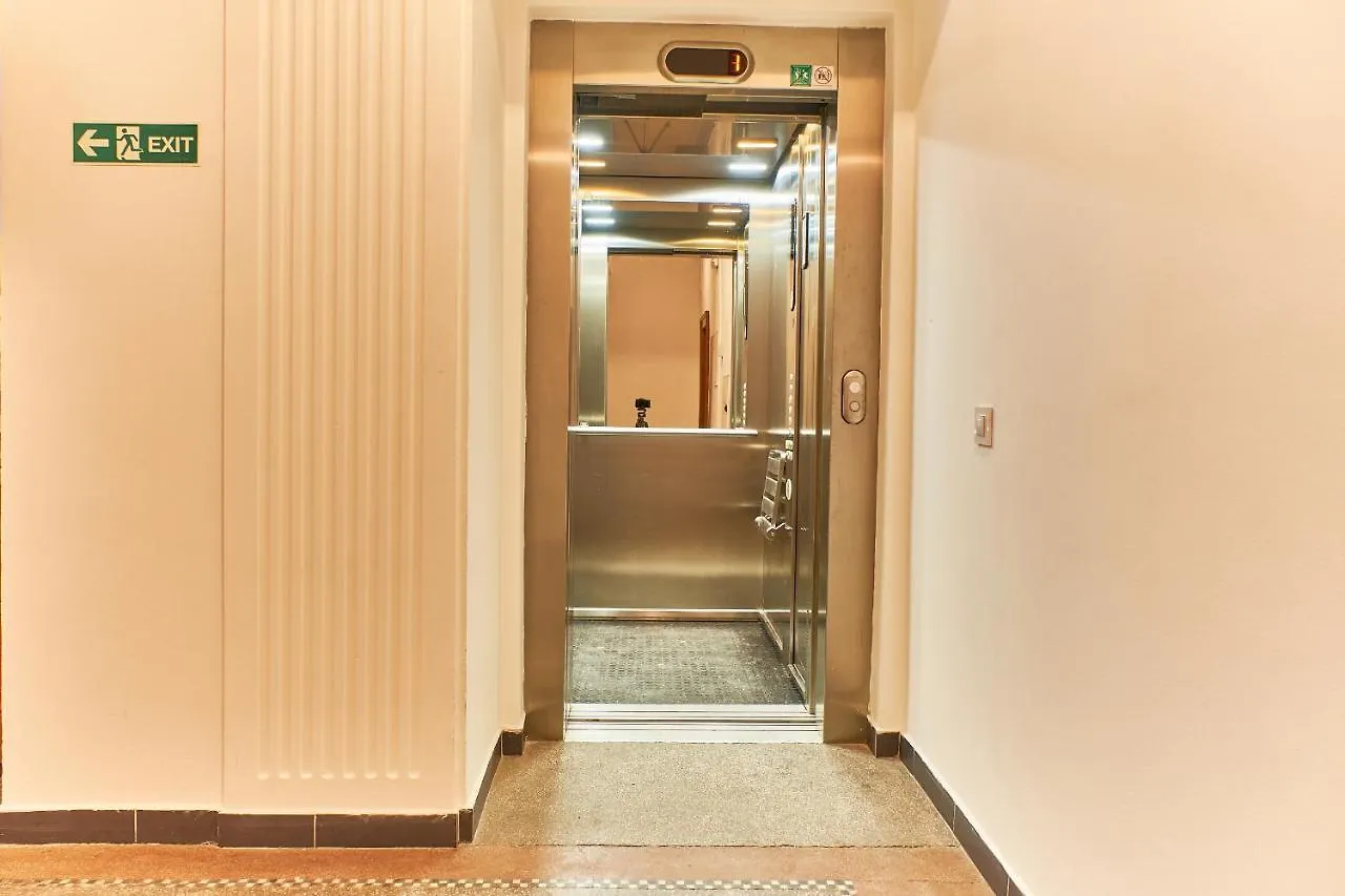 Wenceslas Square Royal Apartment Prague 0*,