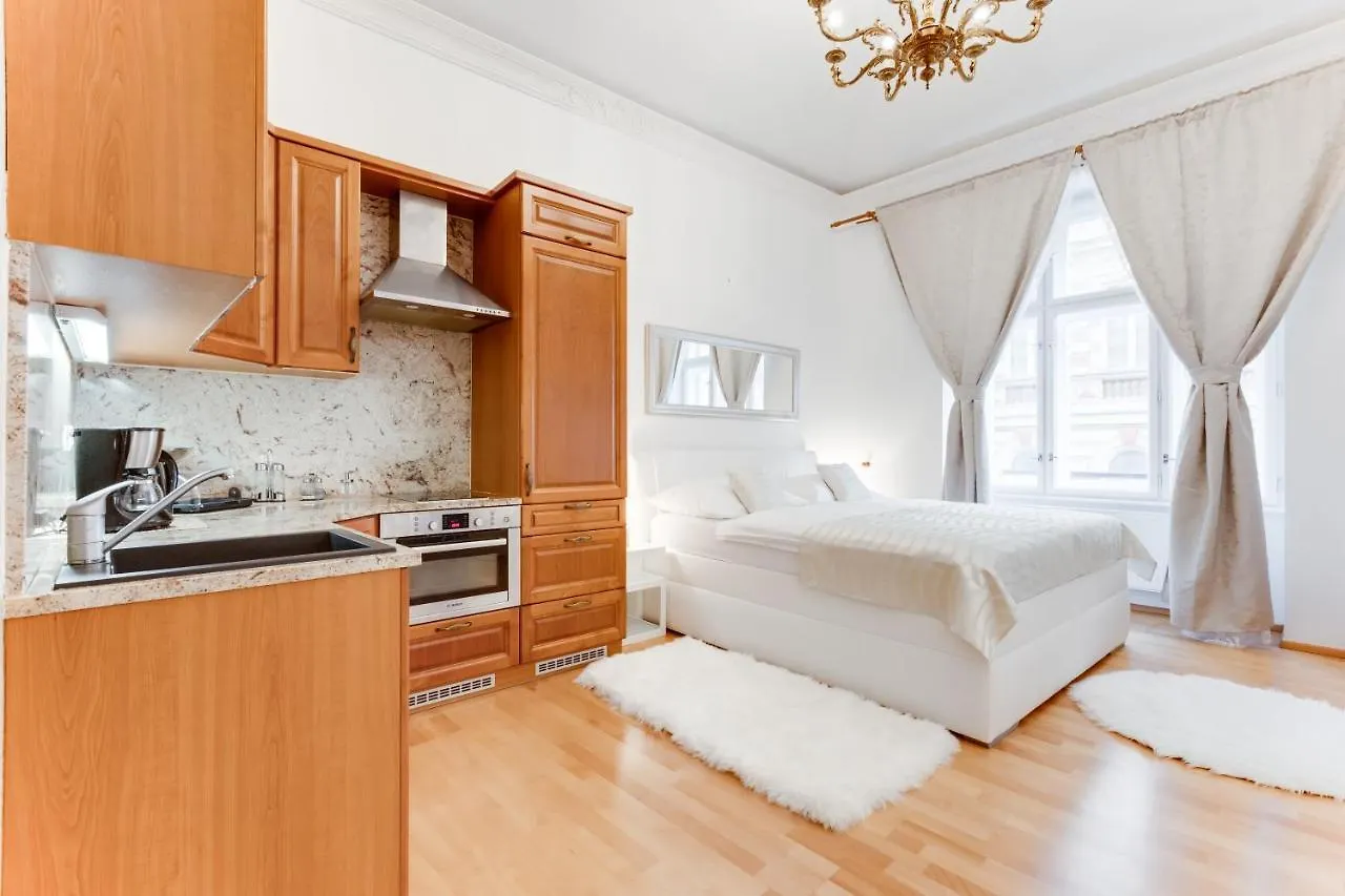 Wenceslas Square Royal Apartment براغ 0*,  جمهورية التشيك