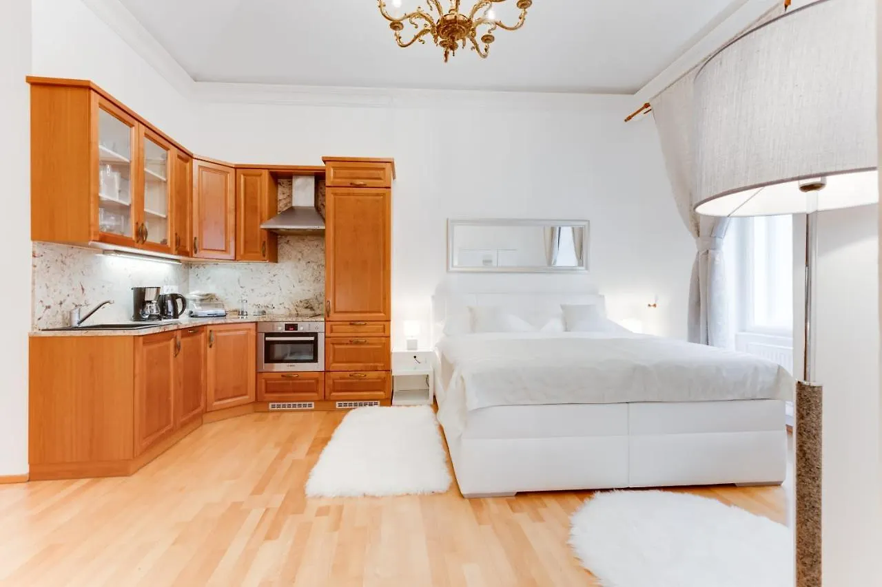 Wenceslas Square Royal Apartment Prag